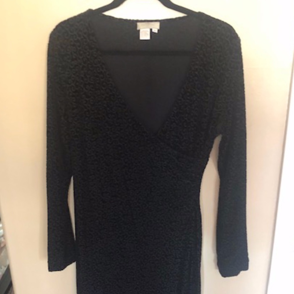 The Territory Ahead - Flattering Black  Dress M